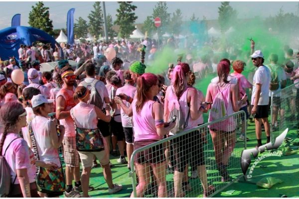 the-color-run-2146119681-B306-362B-909C-F66261991B50.jpg