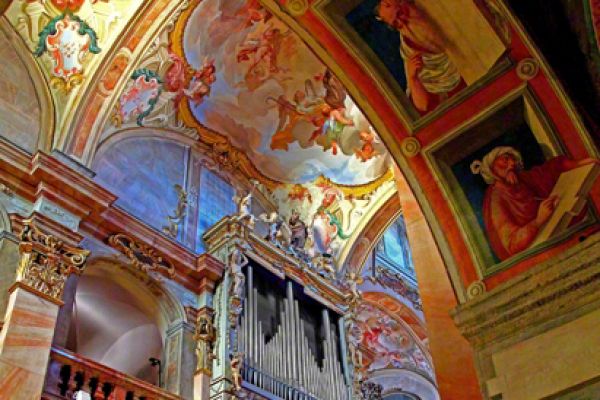 city-and-architecture-02B3FF890E-BE0E-EABC-D15D-1E5D963AD387.jpg