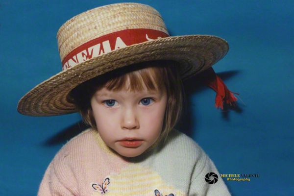 portraits-and-people-06A8419053-AF77-6038-D87F-E780114BDA5E.jpg